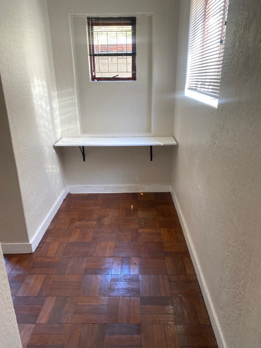 To Let 1 Bedroom Property for Rent in Fish Hoek Western Cape